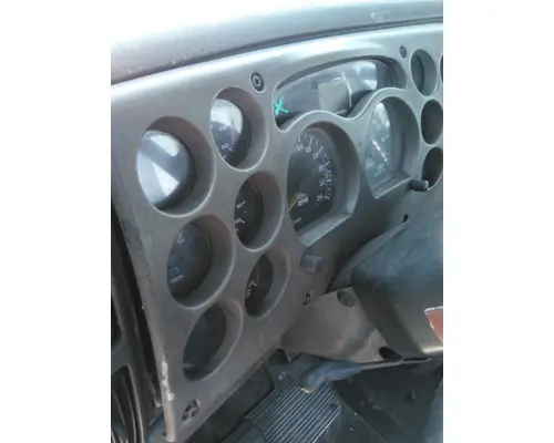 INTERNATIONAL 8600 GAUGE CLUSTER