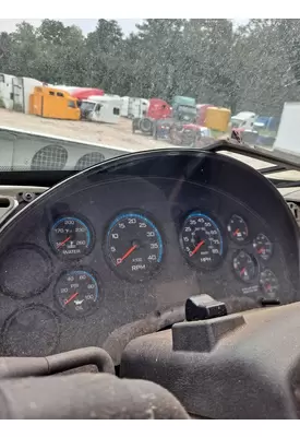 INTERNATIONAL 8600 GAUGE CLUSTER