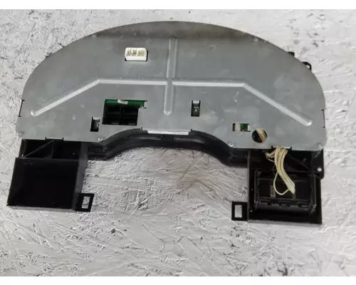 INTERNATIONAL 8600 GAUGE CLUSTER