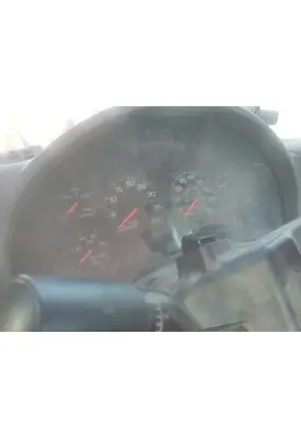 INTERNATIONAL 8600 GAUGE CLUSTER