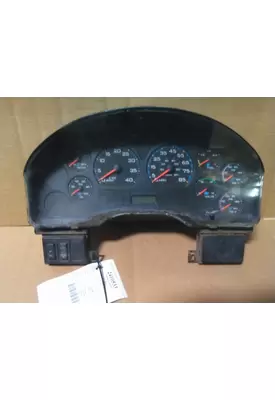 INTERNATIONAL 8600 GAUGE CLUSTER