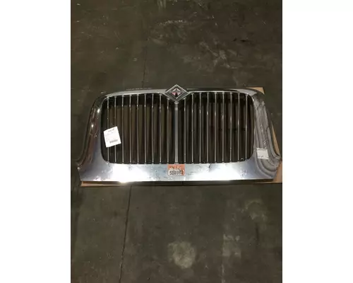 INTERNATIONAL 8600 Grille