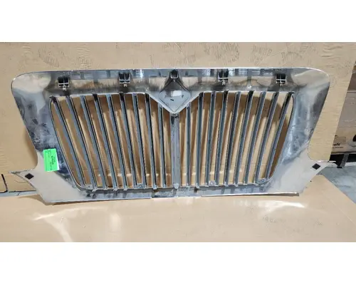 INTERNATIONAL 8600 Grille