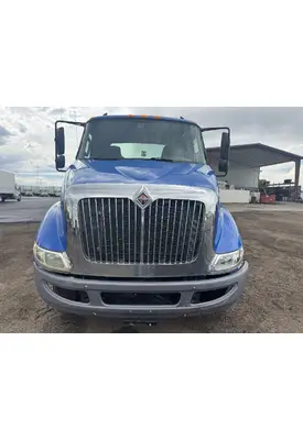 INTERNATIONAL 8600 Grille