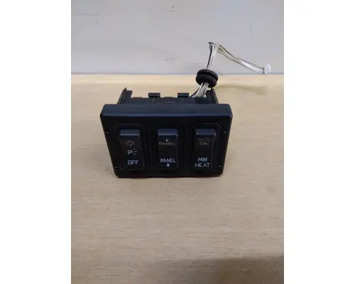 INTERNATIONAL 8600 HEADLAMP SWITCH