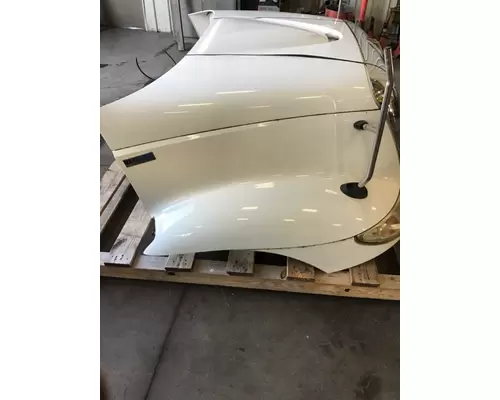 INTERNATIONAL 8600 HOOD ASSEMBLY