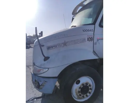 INTERNATIONAL 8600 HOOD