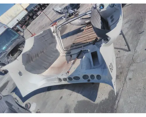 INTERNATIONAL 8600 HOOD
