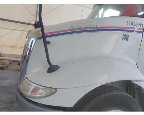 INTERNATIONAL 8600 HOOD