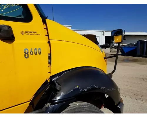 INTERNATIONAL 8600 HOOD