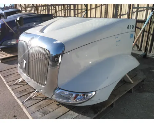 INTERNATIONAL 8600 HOOD