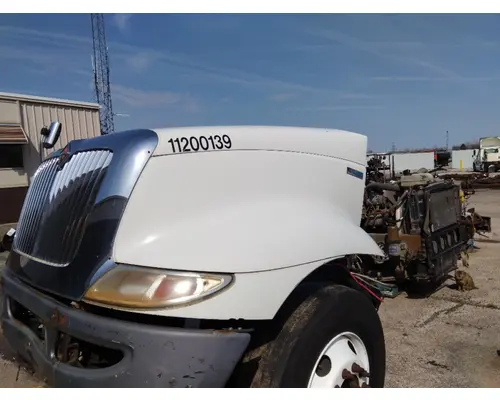 INTERNATIONAL 8600 HOOD