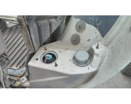 INTERNATIONAL 8600 HOOD