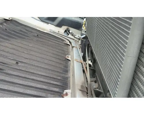 INTERNATIONAL 8600 HOOD