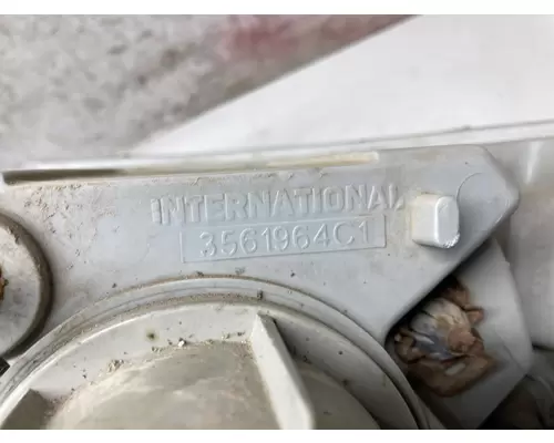 INTERNATIONAL 8600 Headlamp Assembly