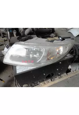 INTERNATIONAL 8600 Headlamp Assembly