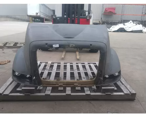 INTERNATIONAL 8600 Hood Assembly