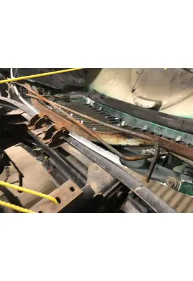 INTERNATIONAL 8600 Hood Hinge