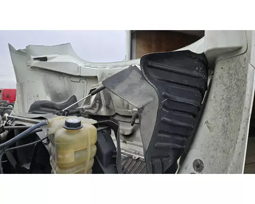 INTERNATIONAL 8600 Hood