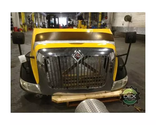 INTERNATIONAL 8600 Hood