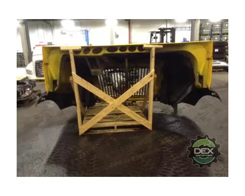 INTERNATIONAL 8600 Hood