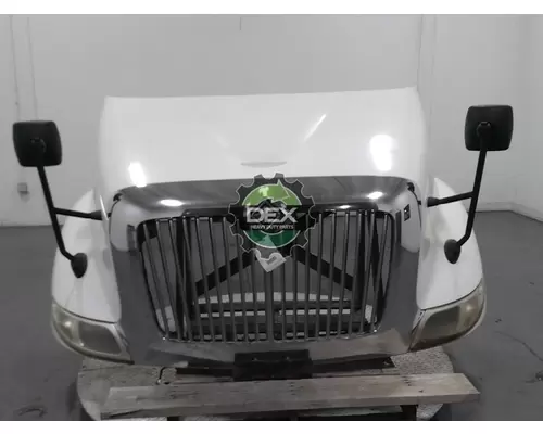 INTERNATIONAL 8600 Hood