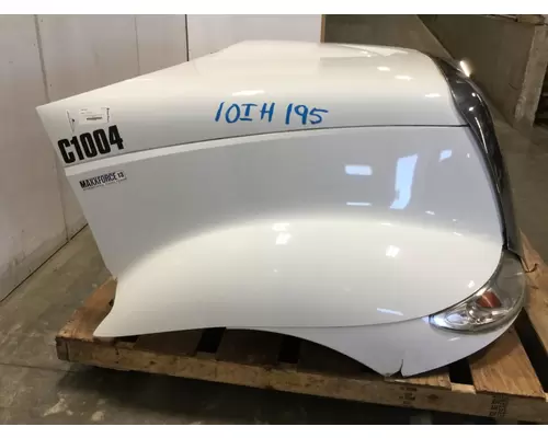 INTERNATIONAL 8600 Hood