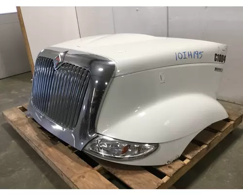 INTERNATIONAL 8600 Hood