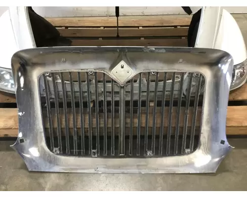 INTERNATIONAL 8600 Hood