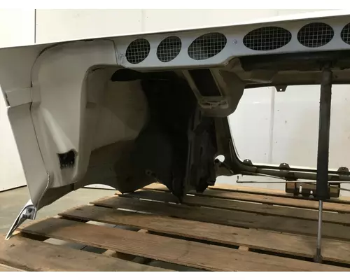 INTERNATIONAL 8600 Hood