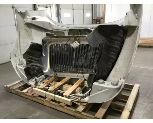 INTERNATIONAL 8600 Hood