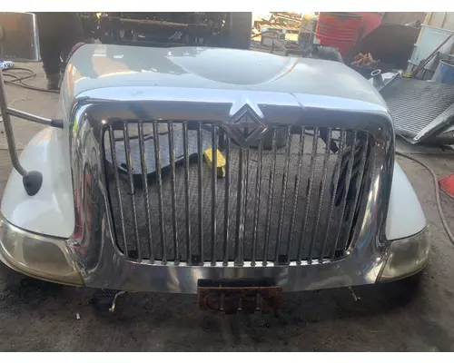 INTERNATIONAL 8600 Hood