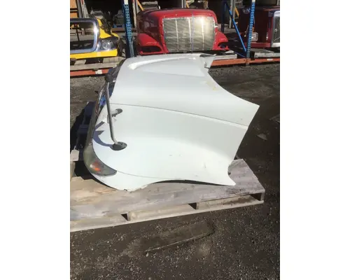 INTERNATIONAL 8600 Hood