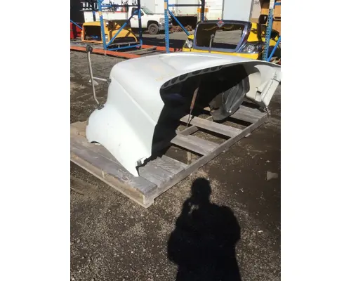 INTERNATIONAL 8600 Hood