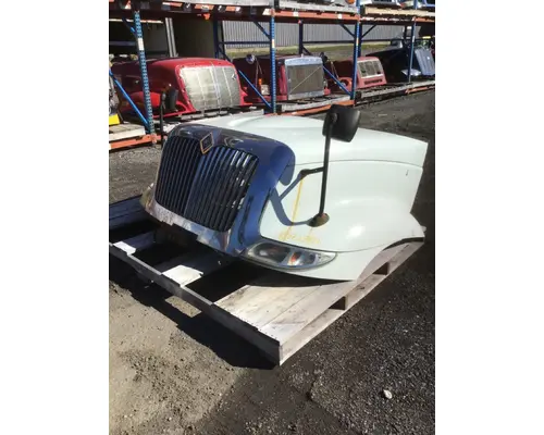 INTERNATIONAL 8600 Hood