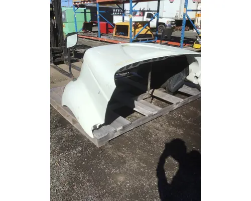 INTERNATIONAL 8600 Hood