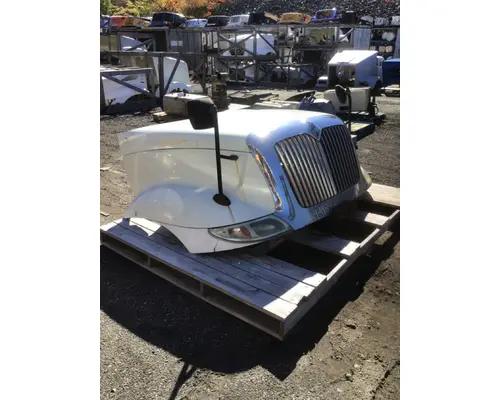 INTERNATIONAL 8600 Hood