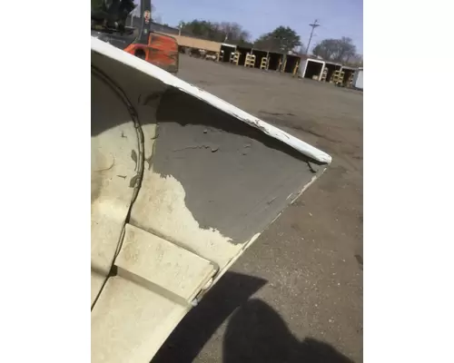 INTERNATIONAL 8600 Hood