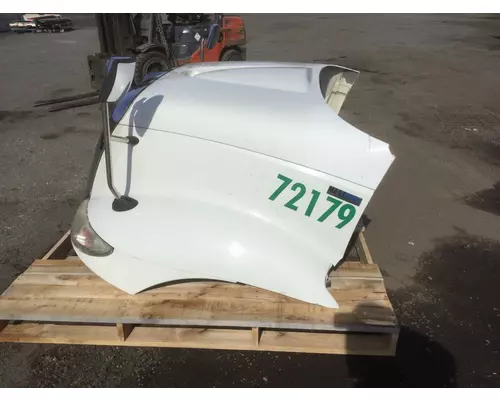 INTERNATIONAL 8600 Hood