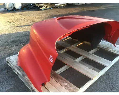 INTERNATIONAL 8600 Hood