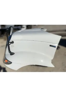 INTERNATIONAL 8600 Hood