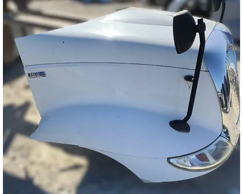 INTERNATIONAL 8600 Hood