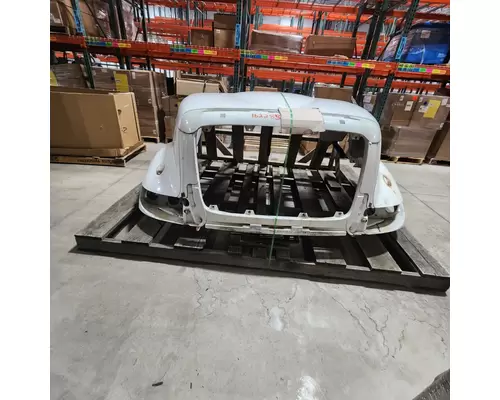 INTERNATIONAL 8600 Hood