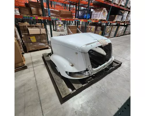 INTERNATIONAL 8600 Hood