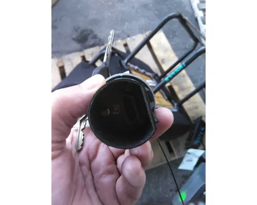 INTERNATIONAL 8600 IGNITION SWITCH