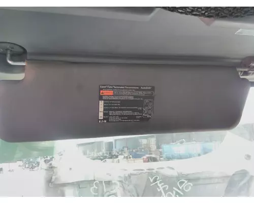 INTERNATIONAL 8600 INTERIOR SUN VISOR