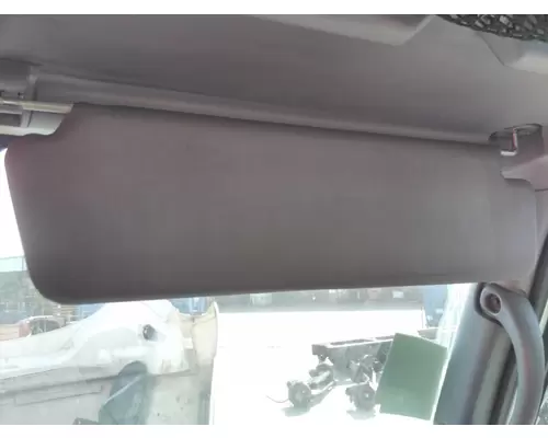 INTERNATIONAL 8600 INTERIOR SUN VISOR