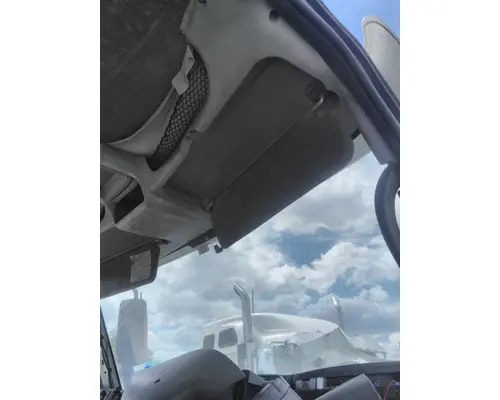 INTERNATIONAL 8600 INTERIOR SUN VISOR