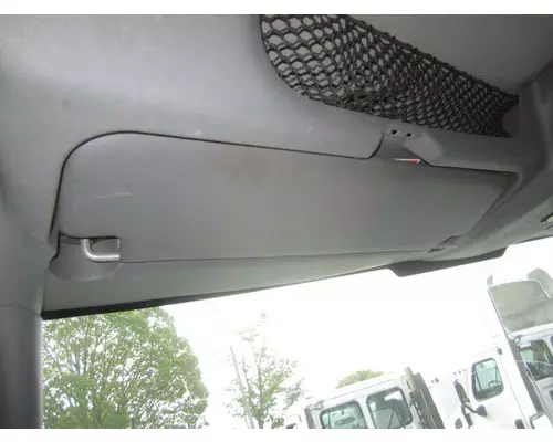 INTERNATIONAL 8600 INTERIOR SUN VISOR