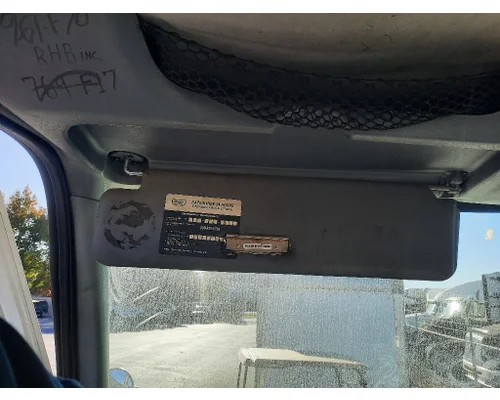 INTERNATIONAL 8600 INTERIOR SUN VISOR
